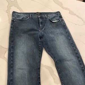 Banana Republic Premium Performance Jean 33x30